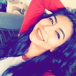 Meet your Posher, Anissa